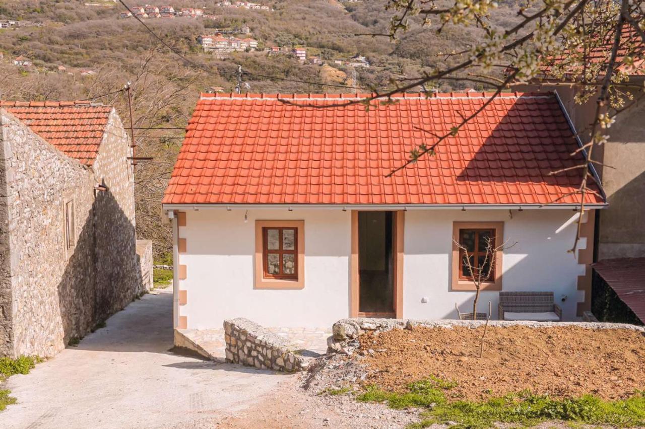 Apartmani Dumezic Bar Exterior photo