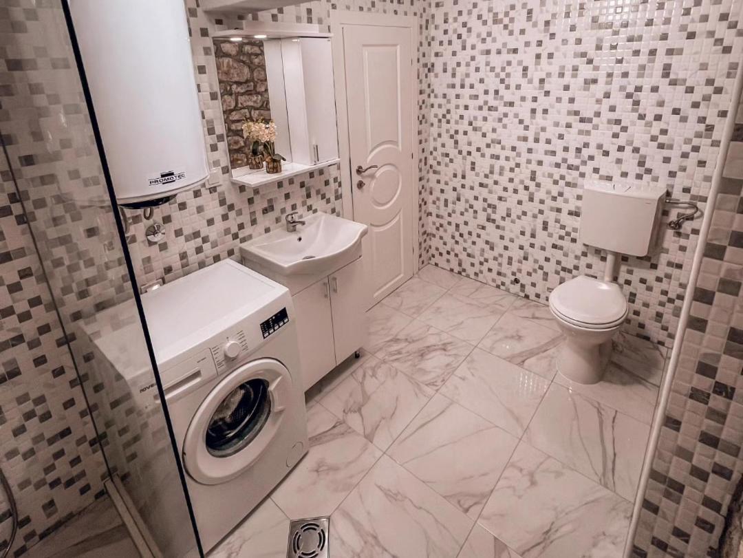 Apartmani Dumezic Bar Room photo